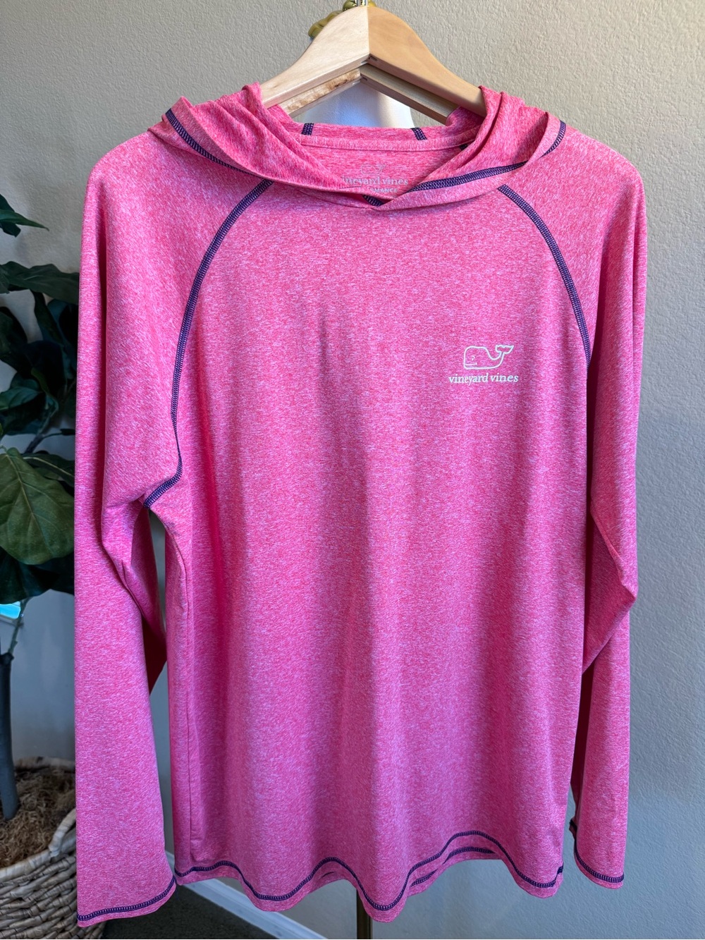 Vineyard Vines Men’s Performance Pullover Hoodie Long Sleeve Lightweight Shirt M